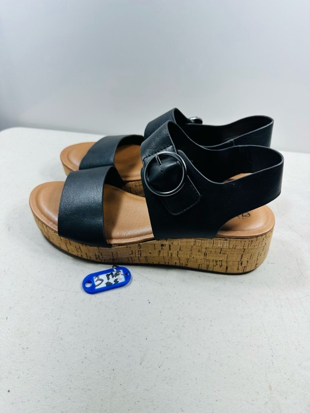 Sofft Shoes Eurosoft Wedge Sandals size 9,5